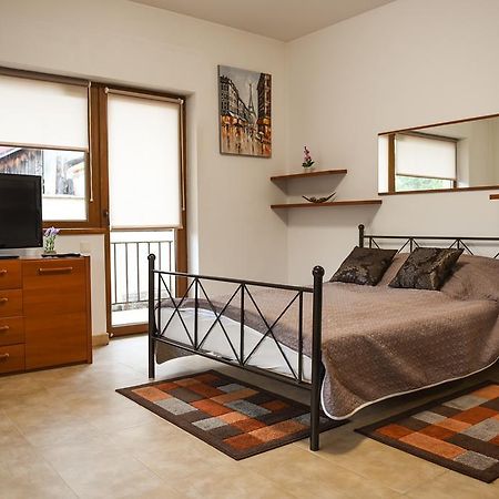 Modern Apartment Near City Center คลูจ-นาโปกา ภายนอก รูปภาพ