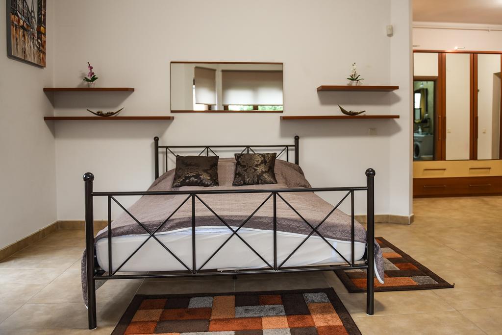Modern Apartment Near City Center คลูจ-นาโปกา ภายนอก รูปภาพ