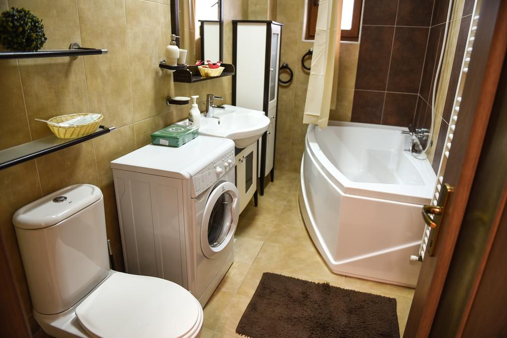 Modern Apartment Near City Center คลูจ-นาโปกา ภายนอก รูปภาพ